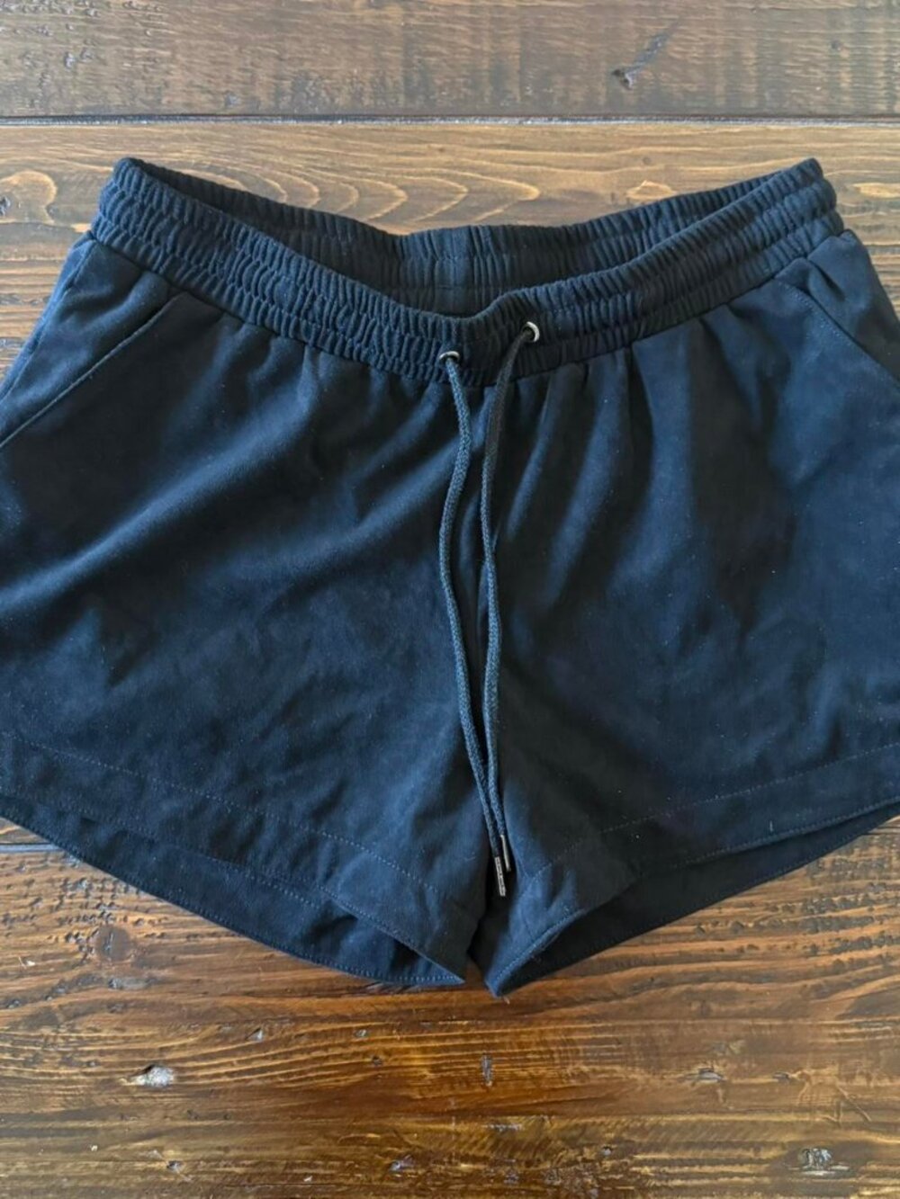 only melanie faux suede shorts, size M